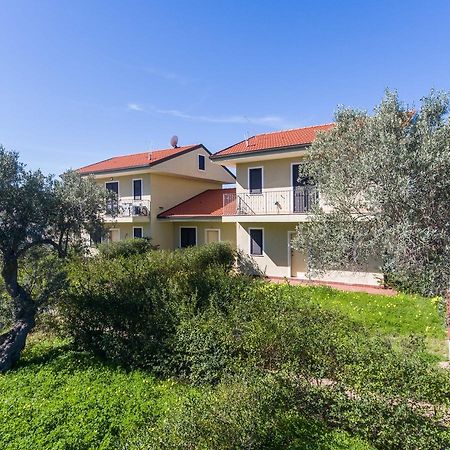 Residence Torretta Beach Crucoli Exterior photo